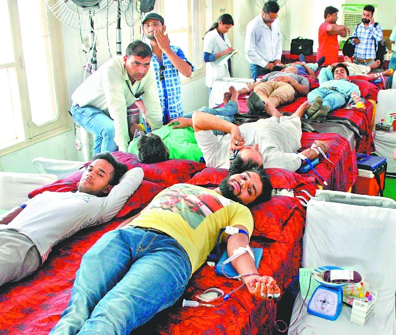 blood donation camp, amar ujala blood donation camp, amar ujala foundation