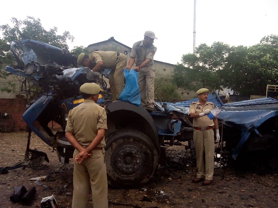 blast in oxygen cylinder