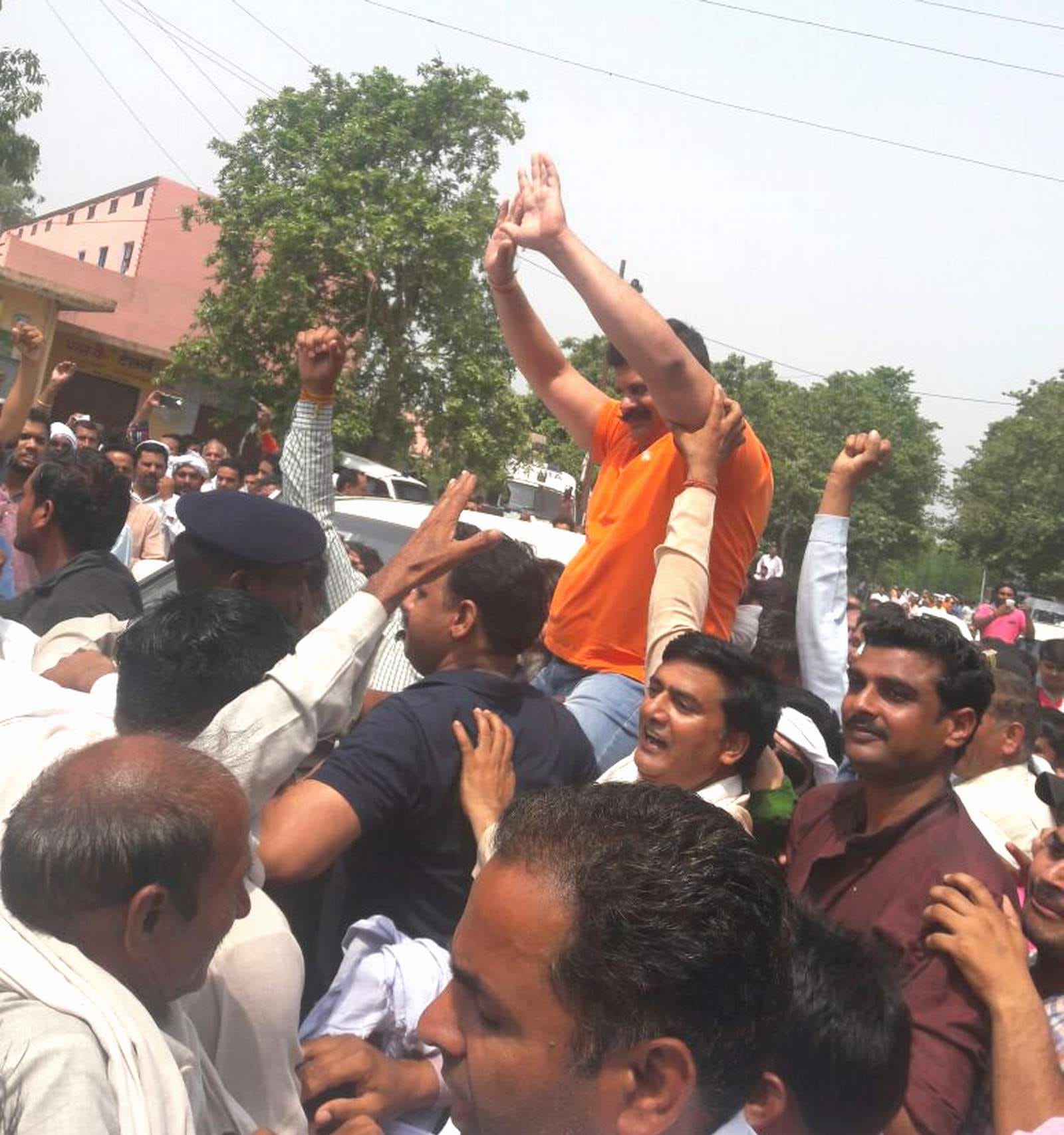 kunwar pranav champion back from his stands on mahapanchayat.
