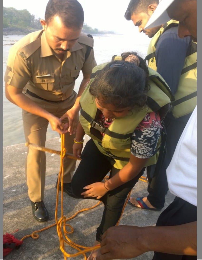 girl jumped into river fell into island.
