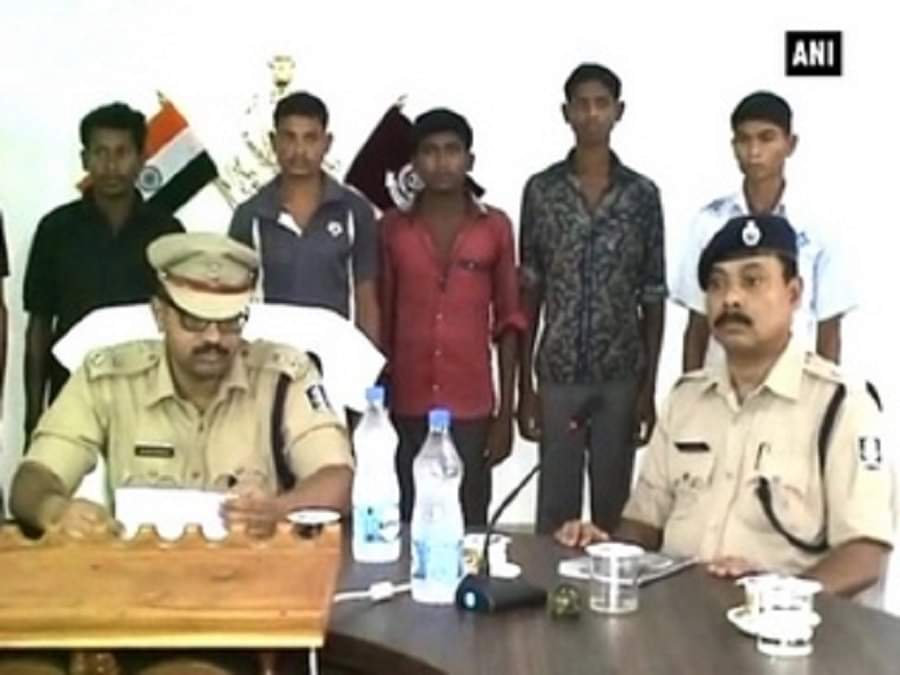 नक्सली सरेंडर