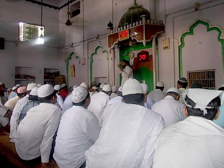 Well-O-blessed grace of praying sought