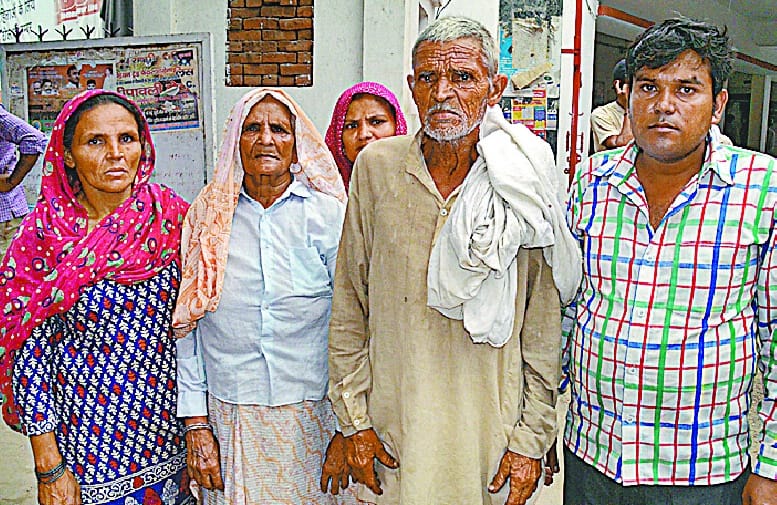 sub inspector beat farmer in Luhari