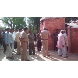 wife of railway worker suicide