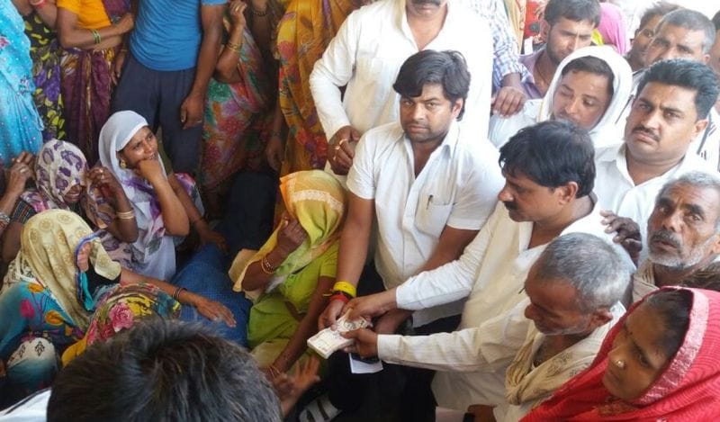The death of a worker buried beneath sacks of rice