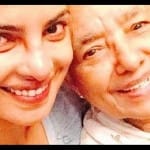 प्रियंका चोपड़ा अपनी नानी के साथ