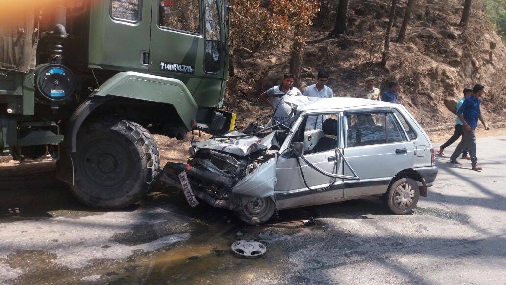 Maruti collided with army vehicle at Godhar near Bhambla Sunderbani 
