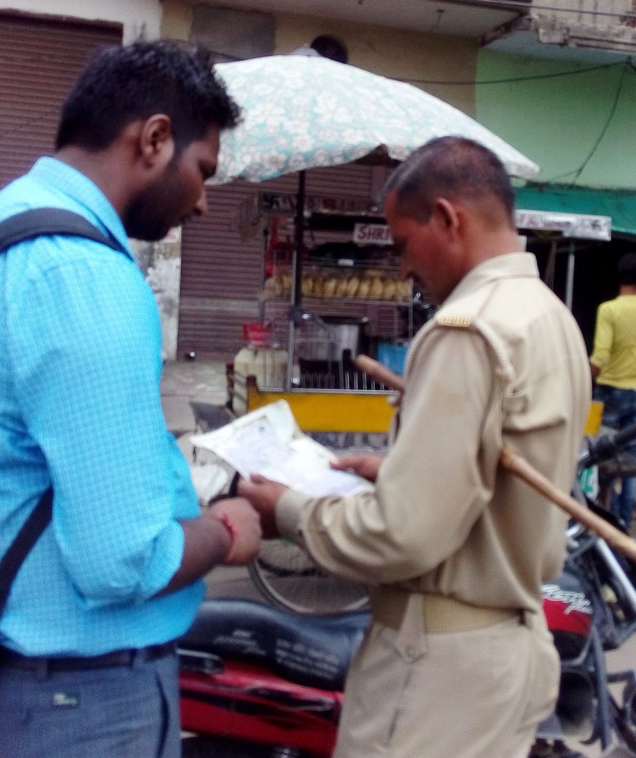 Checking the name of vehicle, is the recovery work.