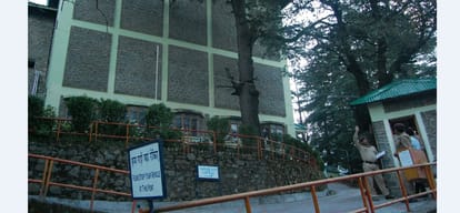 CBI raid at Doordarshan Shimla.