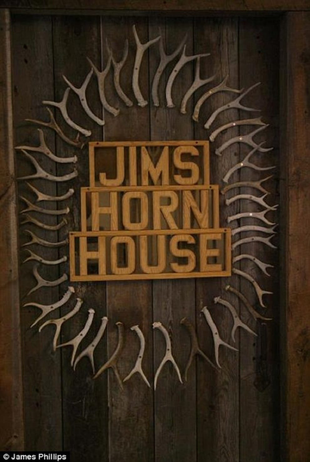 bone collector made horn house