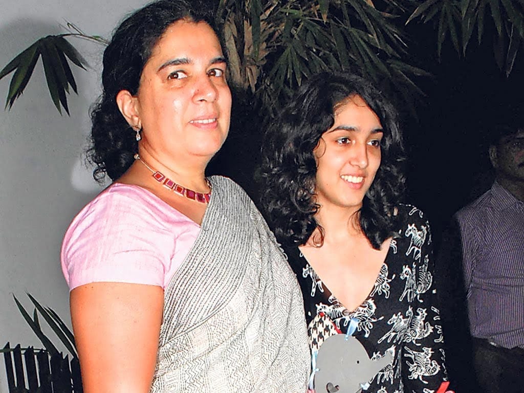 aamir khan daughter ira khan ready to debut in bollywood