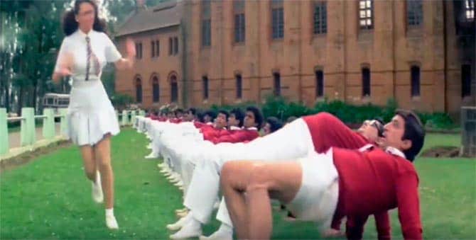 Bold scenes in Pehlaj nihlani's movies
