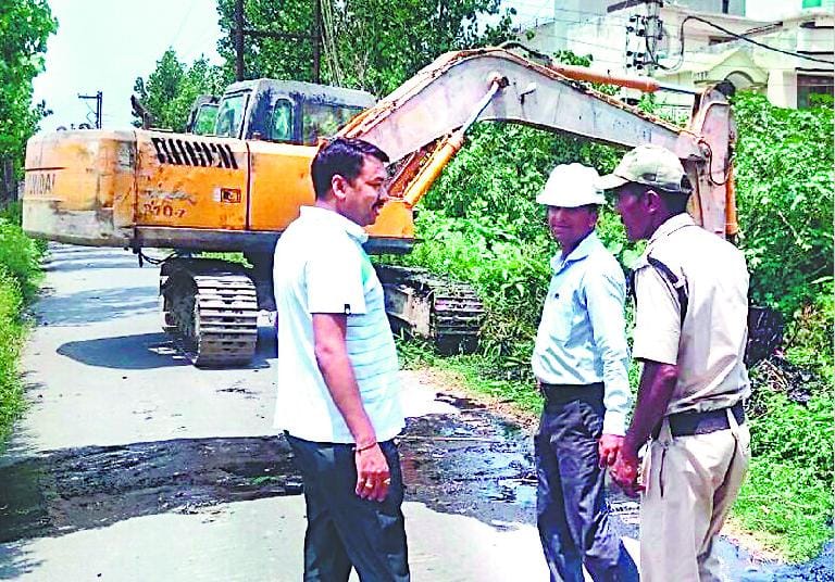 Authorities launched a campaign of cleaning drains