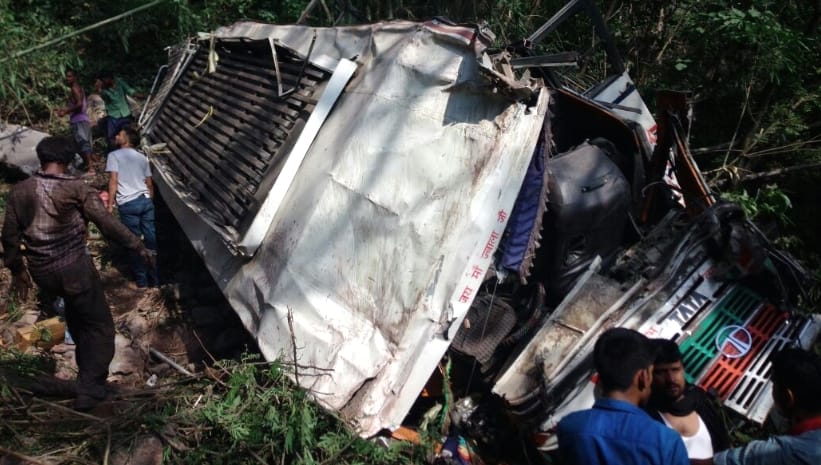 Darlaghat bus accident, live photos.