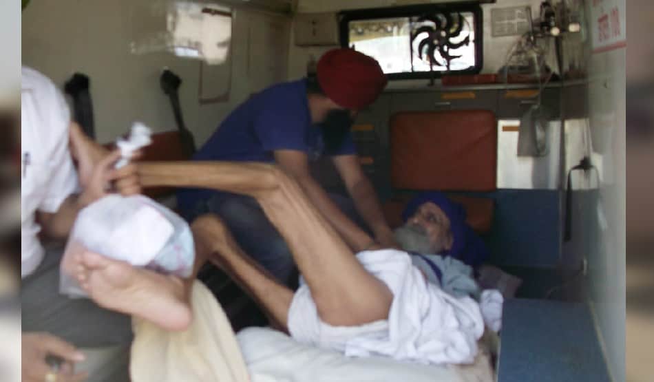 strike for release of Sikh prisoners, police forcefully admitted hospital to khala
