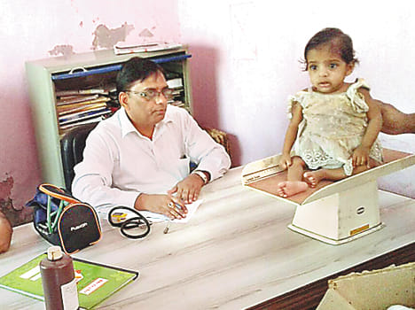 Crèche all malnourished children of queens, two hospitalized