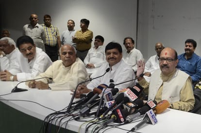 Rahul and I are dear friends, says Amar Singh 