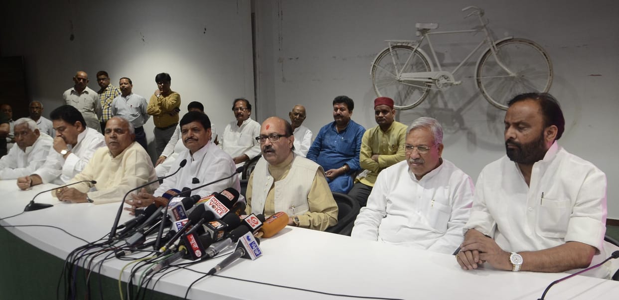 amar singh threatens to resign from rajya sabha