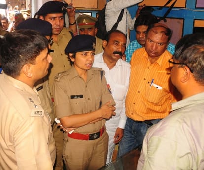 Big robbery in Lucknow.
