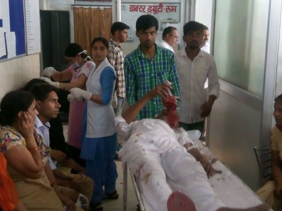 accident, road accident, dera devotees bus accident, dera sacha sauda devotees