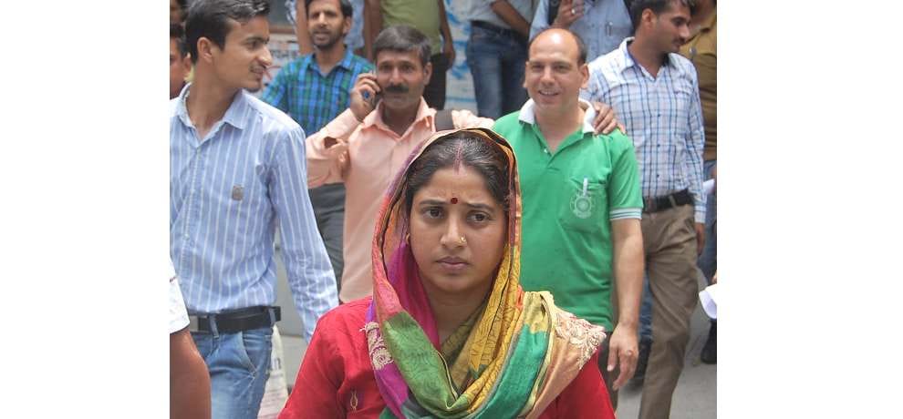 women candidates appeared for hrtc bus conductor written exam