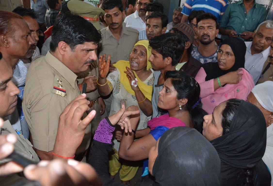 District Hospital doctor beaten , torn clothes , health care stalled
