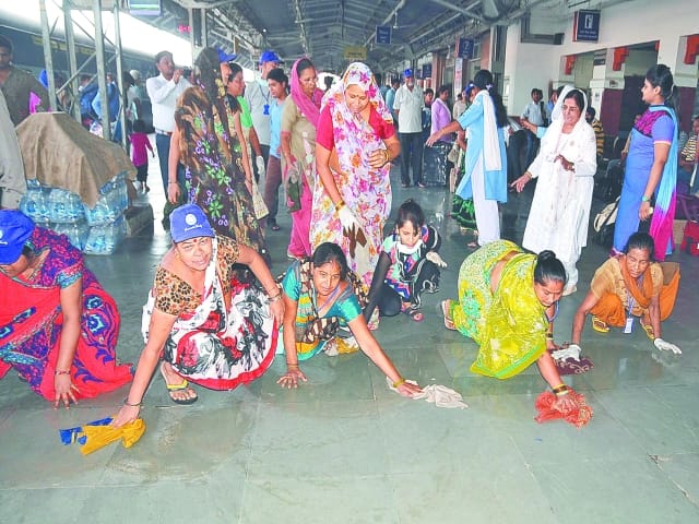 Nirankari devotees brightened Kent Station