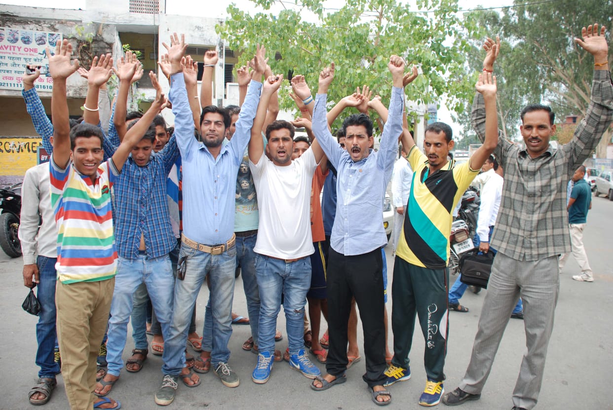  electricity workers protest