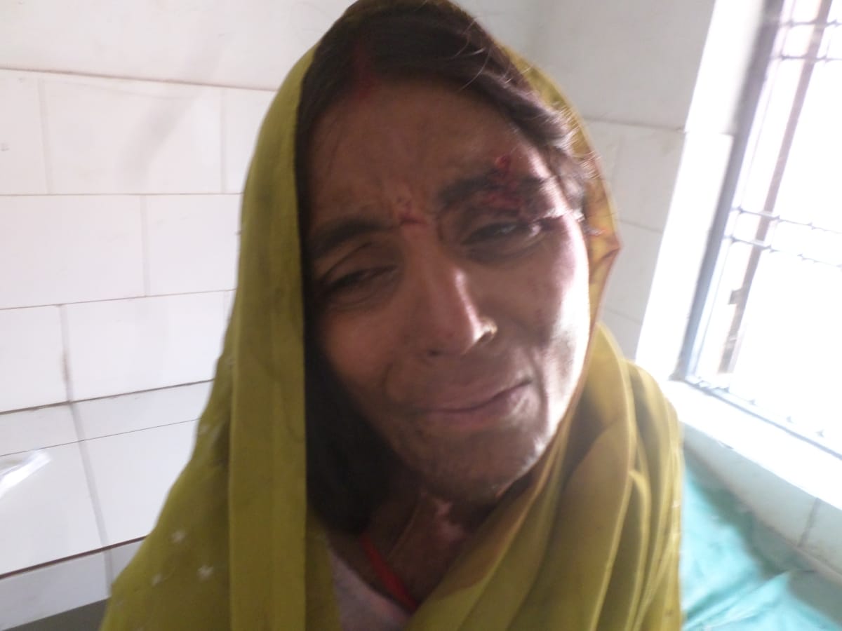 Aunt dispute spears attacked