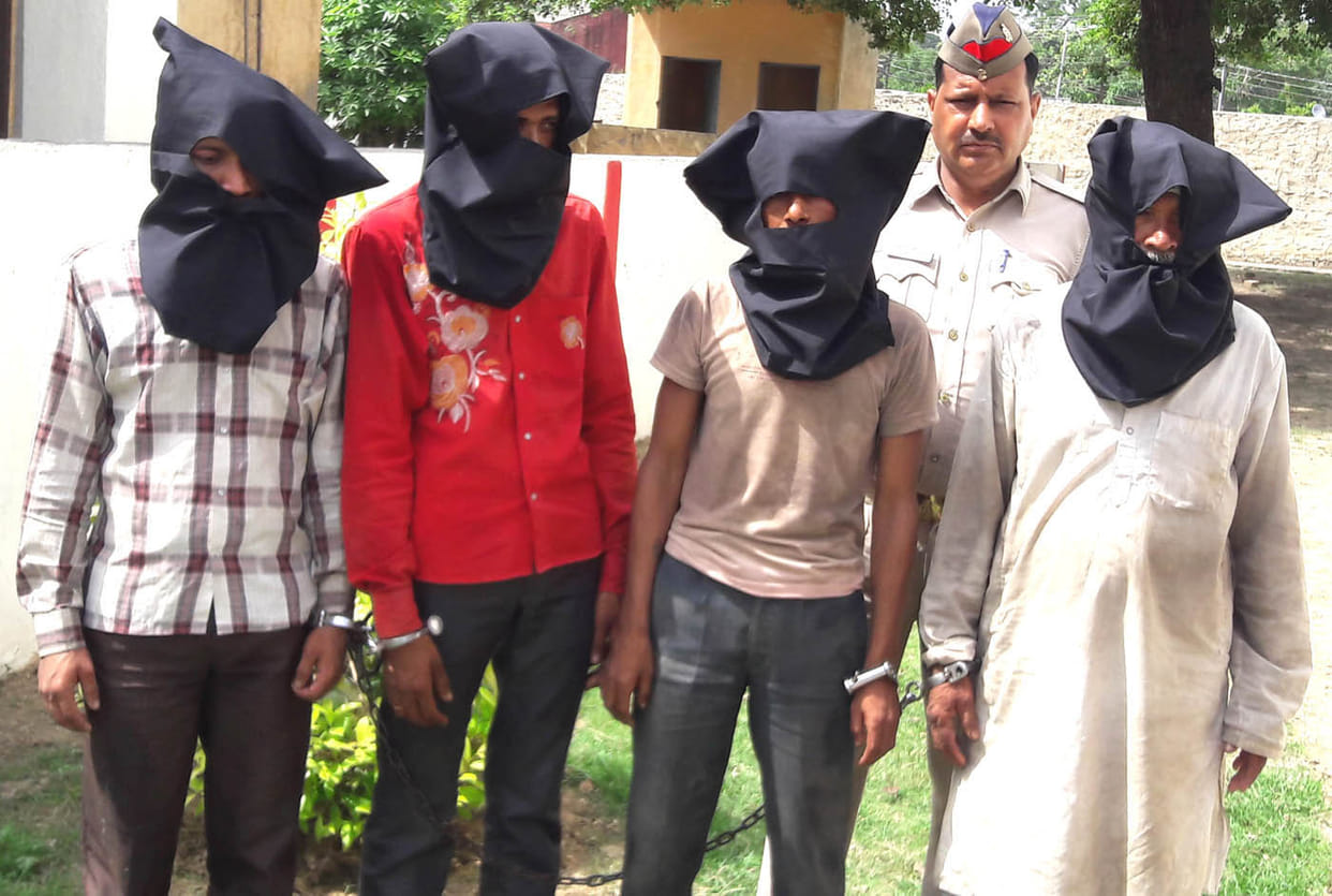 bawaria gang murdered three person in hapur