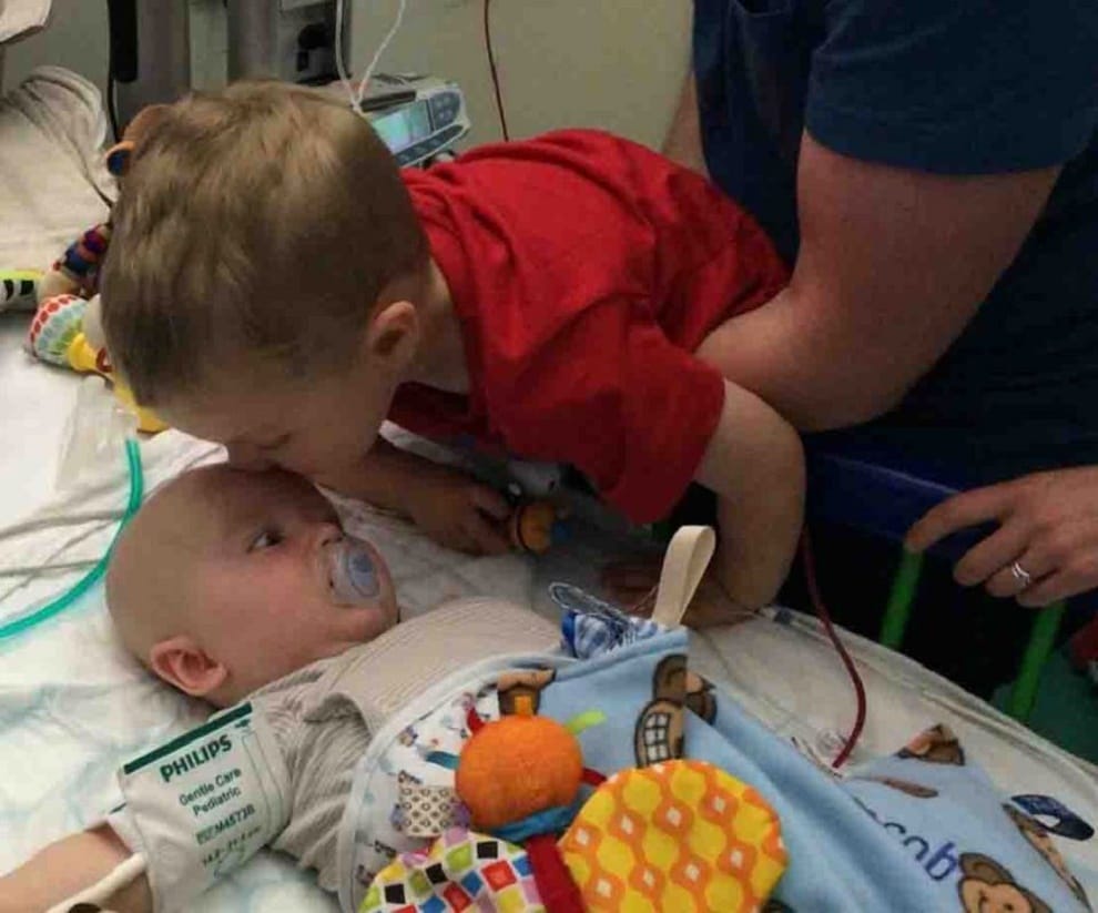 four year boy saved his little brother life