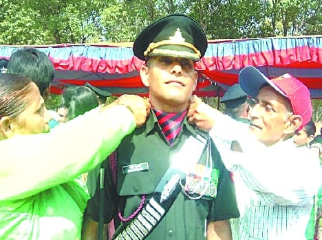 farmer son, became, army, officer