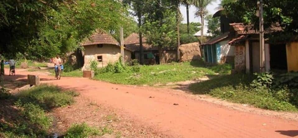 CM Akhilesh Yadav reached to SP Mukul's house, meet family members