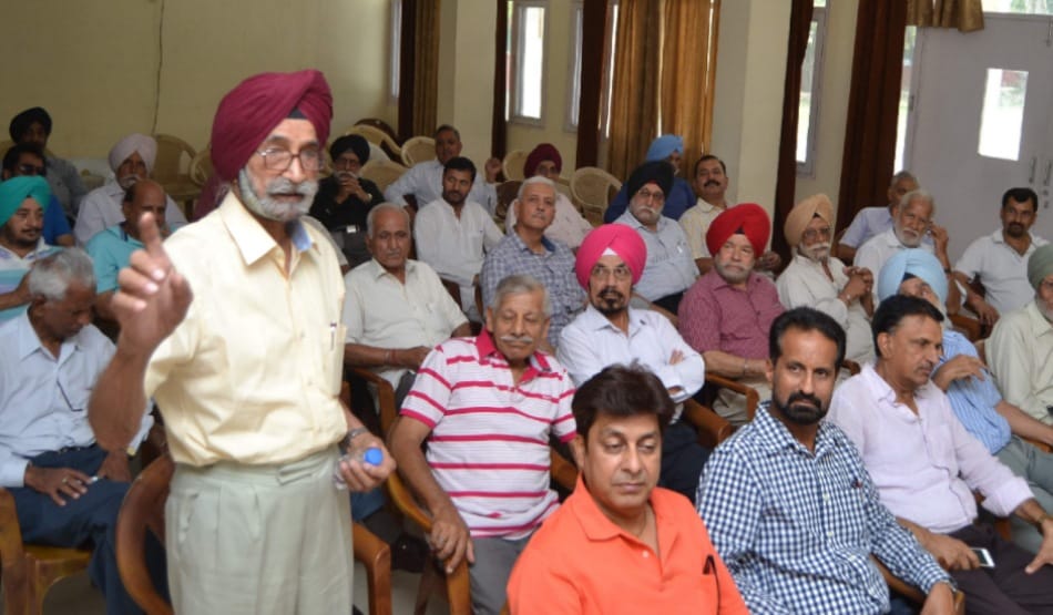 residents demaded of development work for smart city in Fasvek meeting
