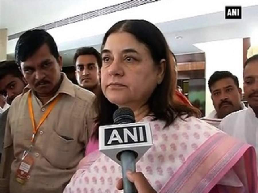 मेनका गांधी