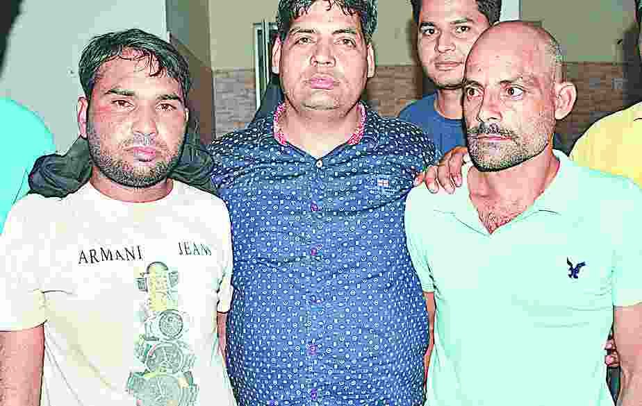 daroga aur theseeldar