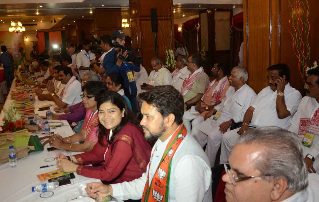 mathura voilence and kairana exodus will issue for bharatiya janata party in  up election 2017