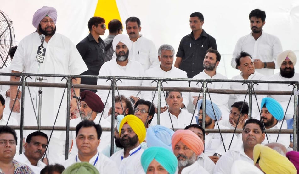 Previews of rahul gandhi's punjab tour: 10 minuts speechs, 10 photos