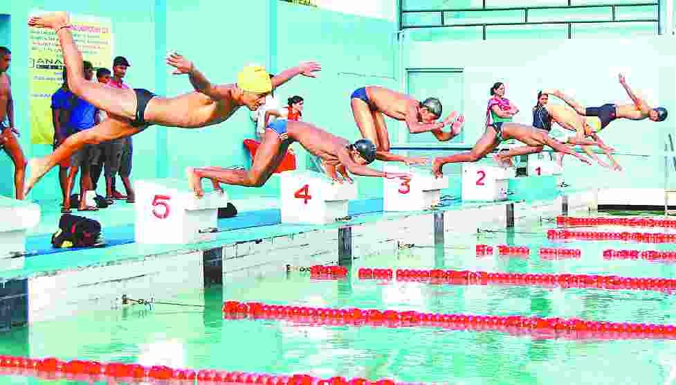 aaj hoga swimming
