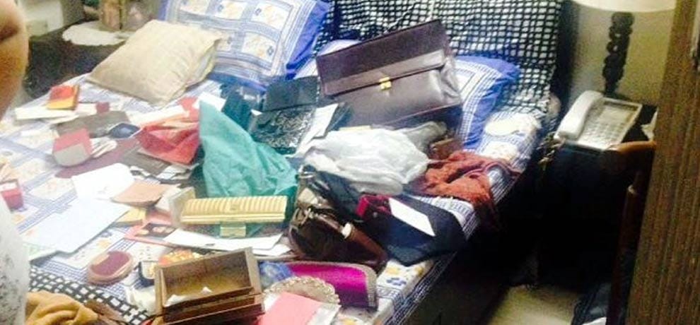 DLF home burglaries in the area of business, jewelery and fled on cash crook