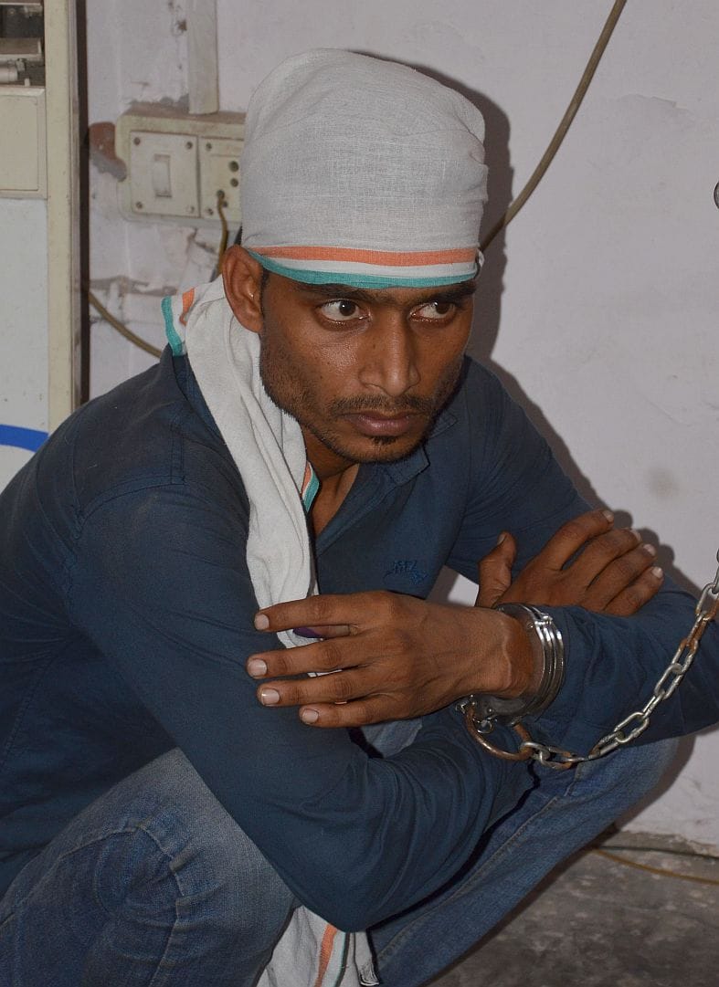 The thief was caught, goods recovered.