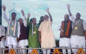 SP - BSP must end duet : Modi