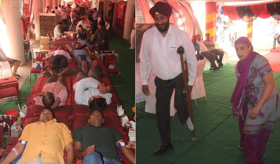 blood donation camp by amar ujala foundation, 490 people donated blood
