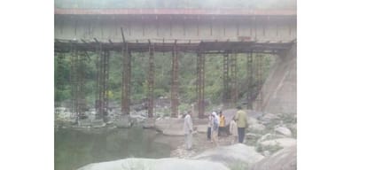 under construction bridge collapsed in mandi