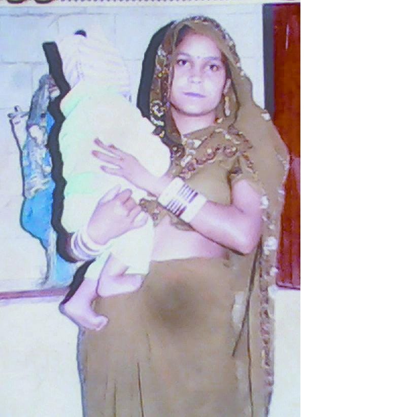 woman throat slit