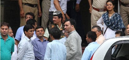 gopal rai meet acb in connection with premium bus service case