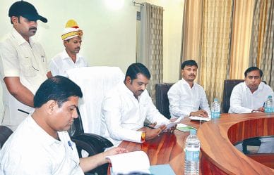  will not miss any eligible family: Hemraj
