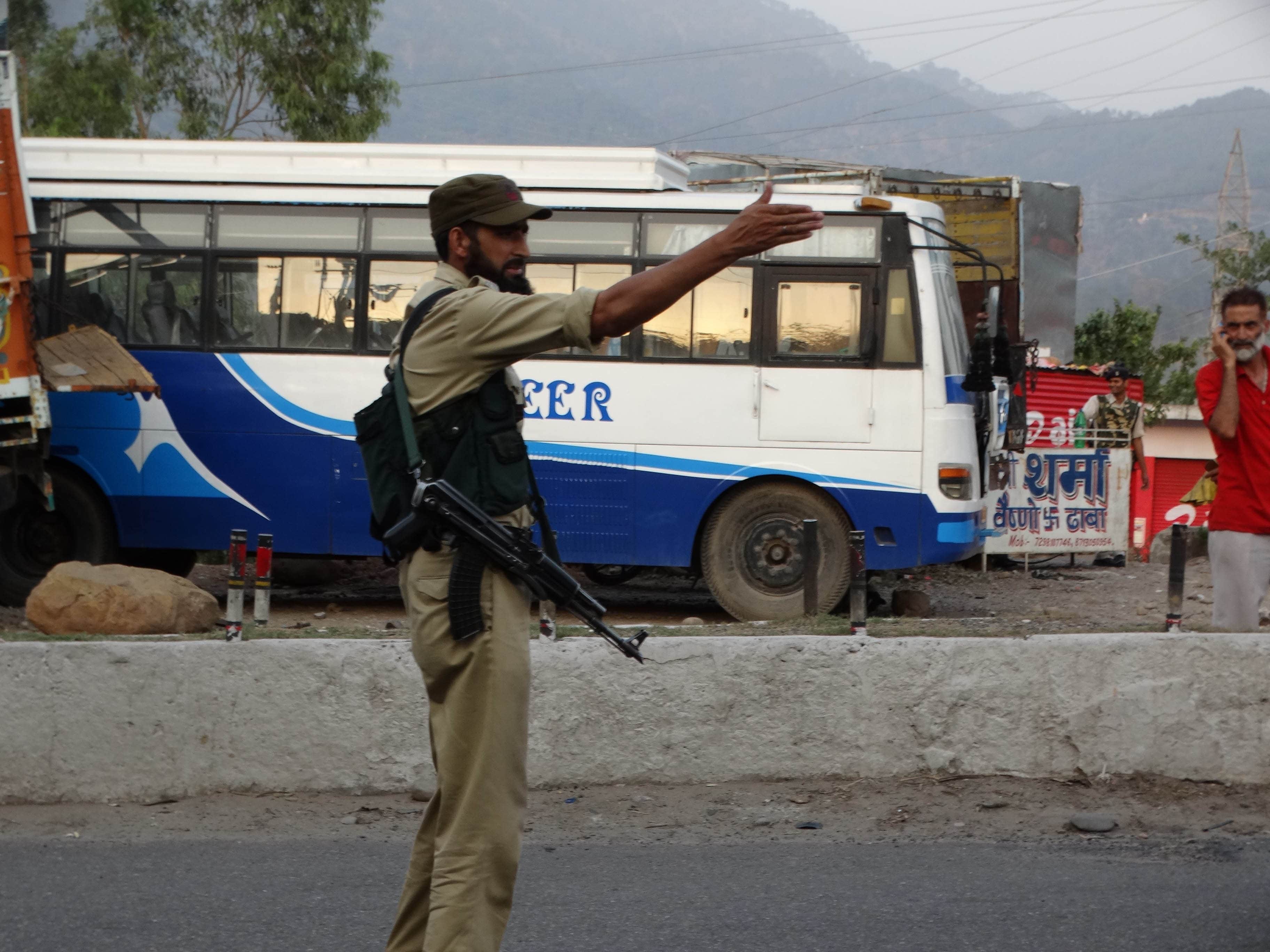 police on high alert in Jammu and Kashmir, jammu kashmir latest news