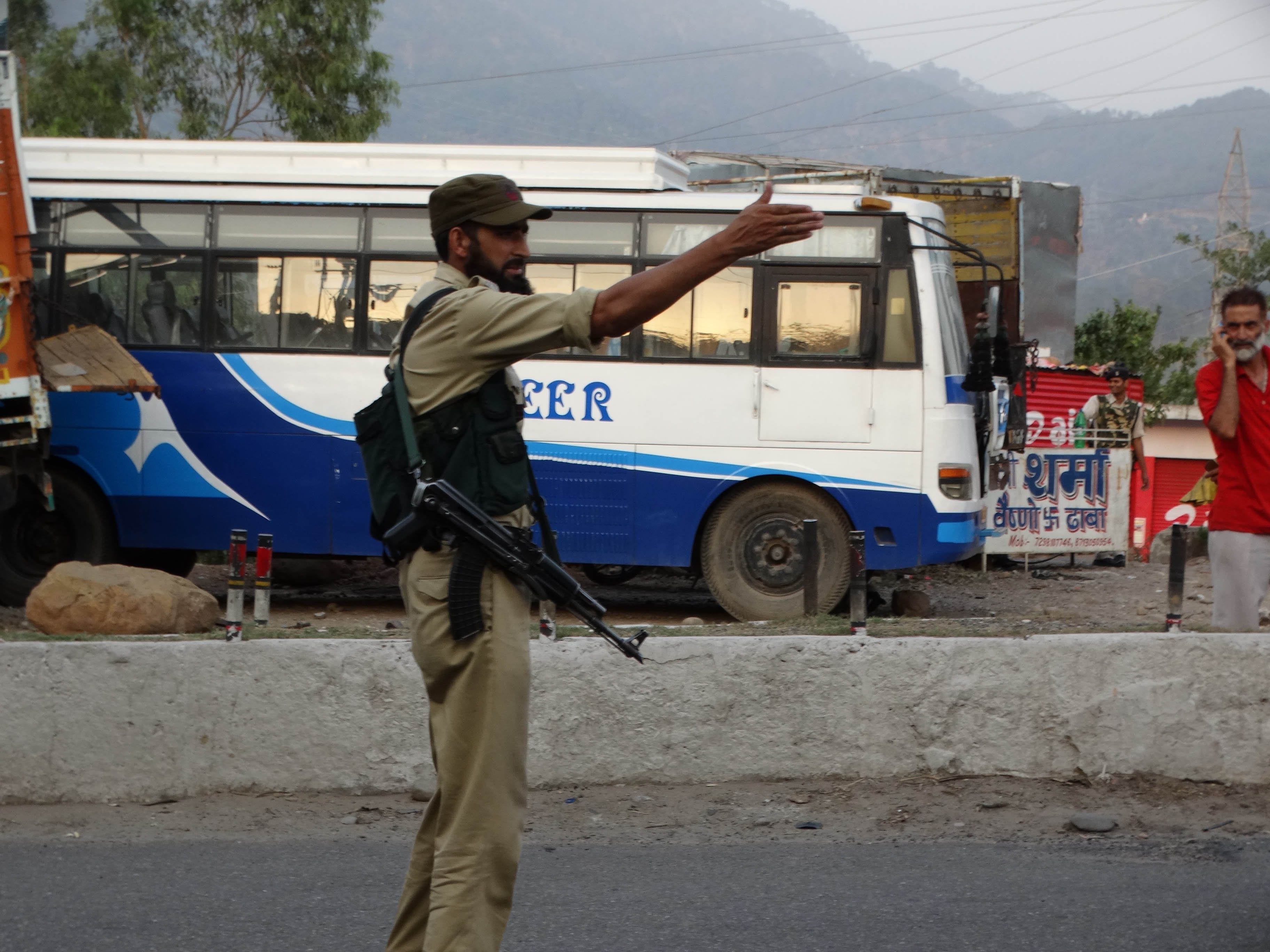 police on high alert in Jammu and Kashmir, jammu kashmir latest news