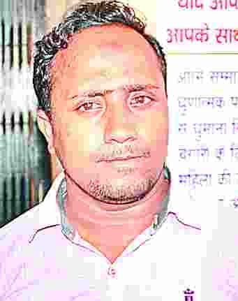 nauchandi me din dhahare 11 lakh